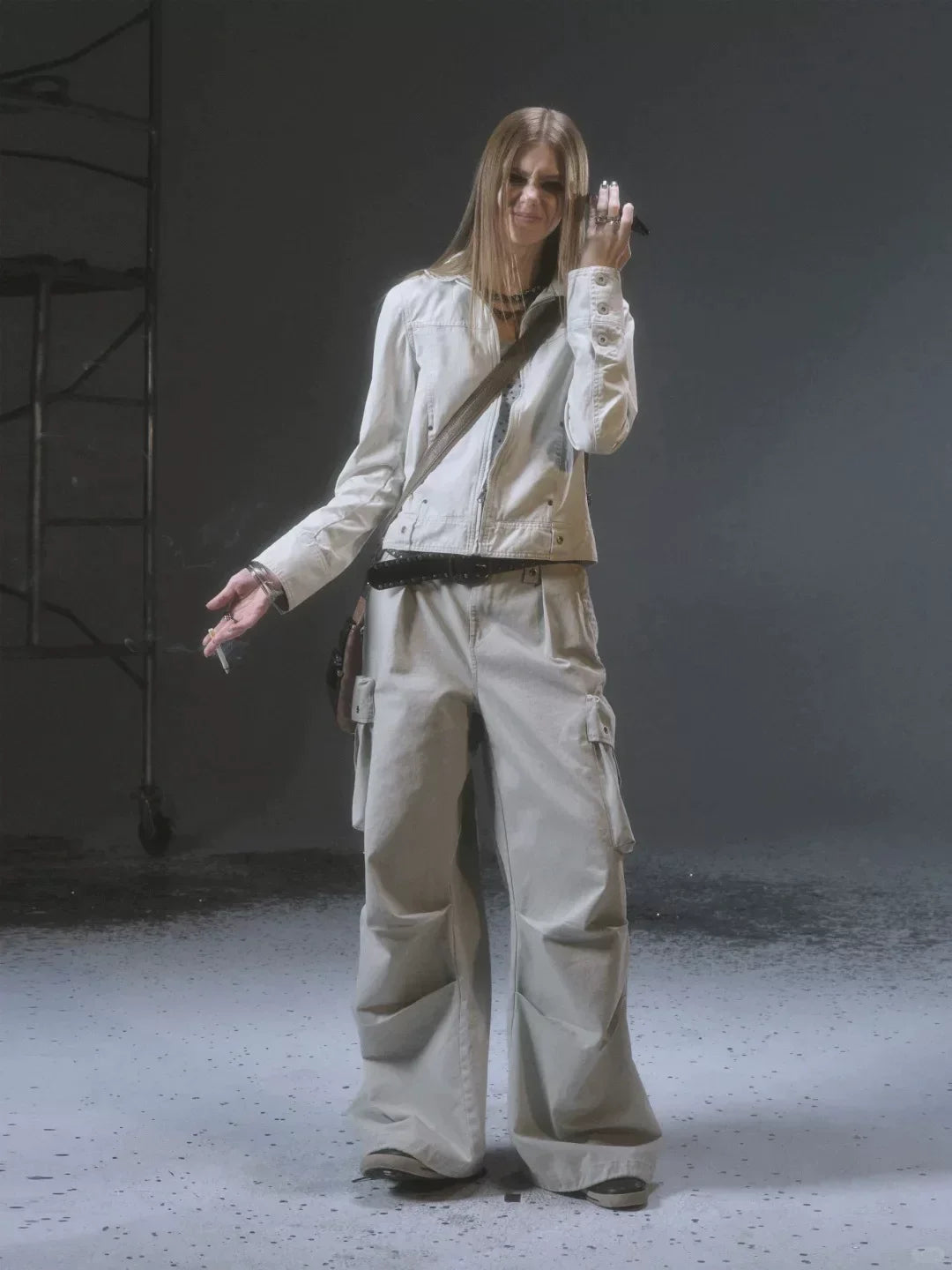 Xmzty | White Metallic Slim-Fit Zippered Punk Short Jacket