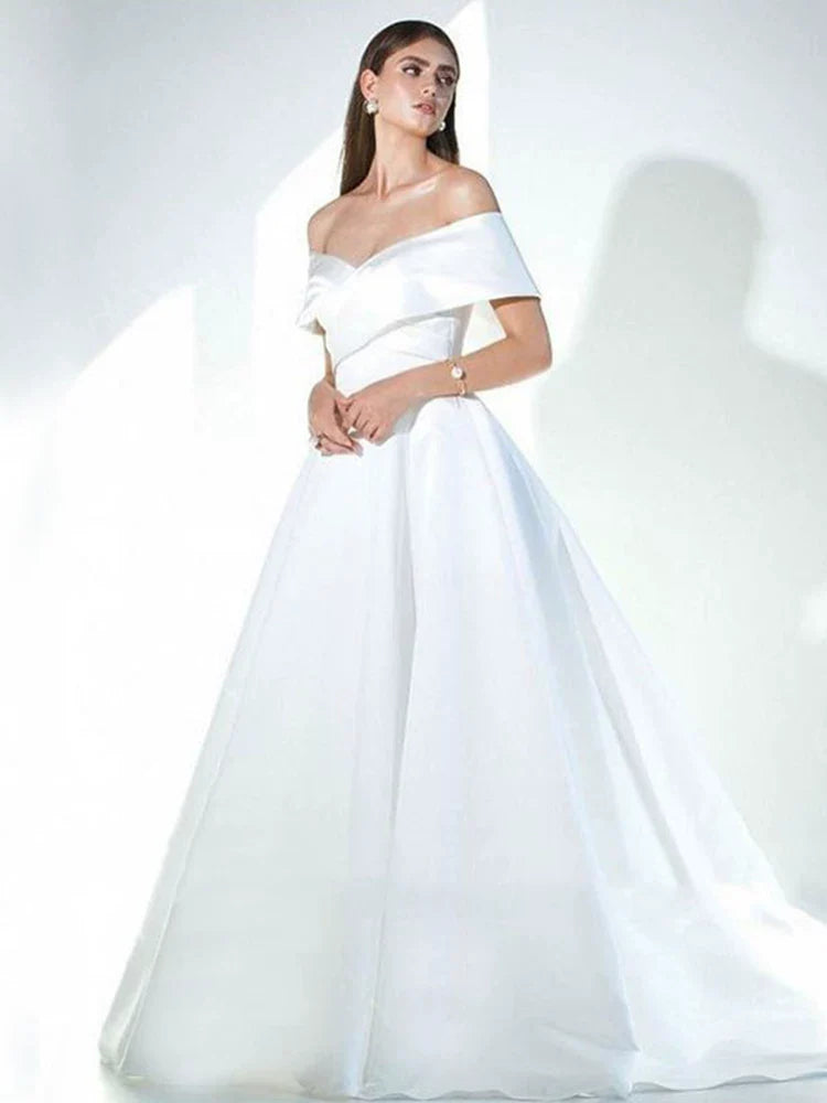 Xmzty | French Satin One-Shoulder Wedding Dress with Long Elegant Tail