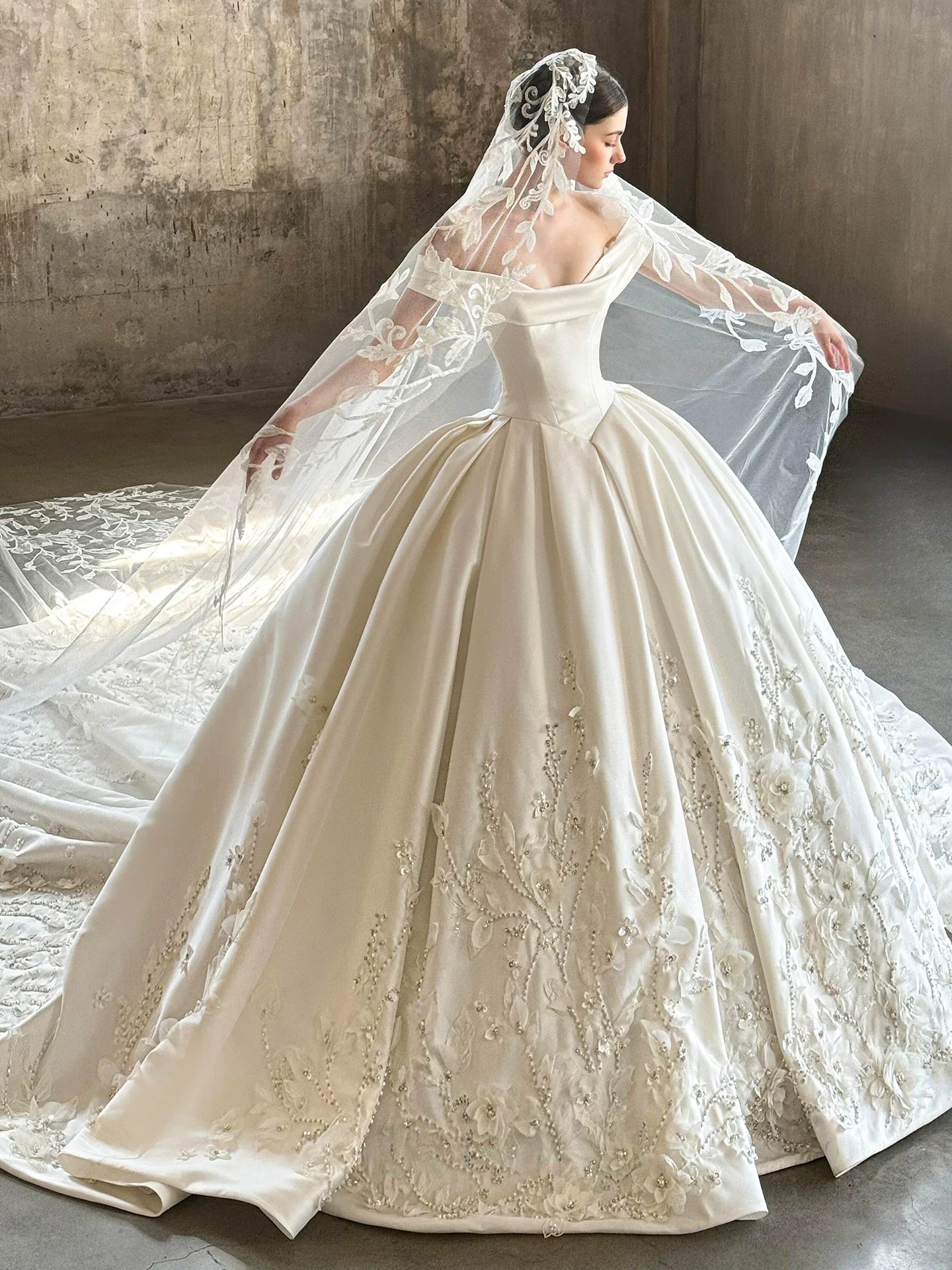 Xmzty | One-Shoulder French High-End Satin Wedding Dress with Trailing Skirt